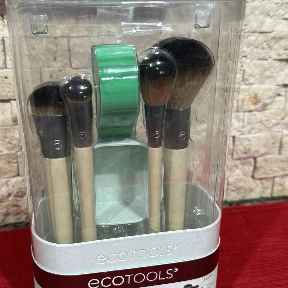 EcoTools Airbrush Complexion Makeup Set